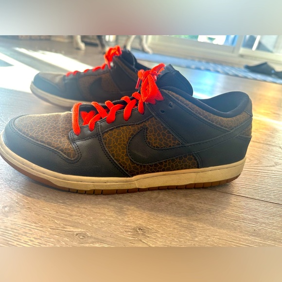 Nike Other - Men’s Nike SB Dunk Low Pro animal print sneakers, size 11